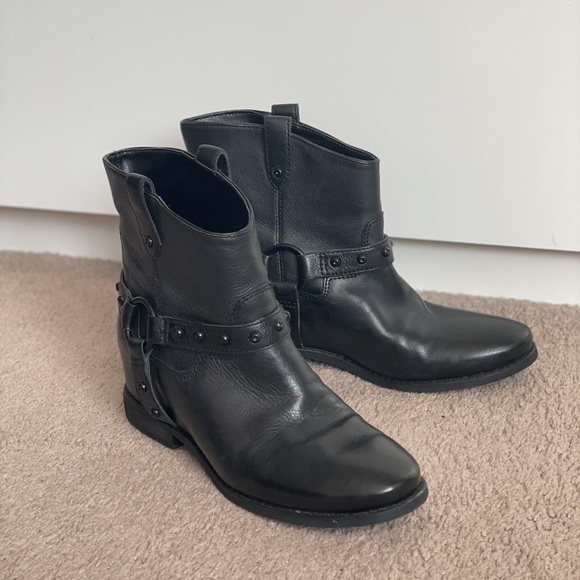 Leather booties size 7 - Picture 3 of 3